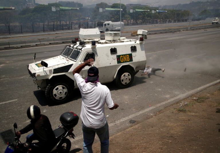 ΟΗΕ για Βενεζουέλα: Έκκληση στις δύο πλευρές για «μέγιστη αυτοσυγκράτηση»  
