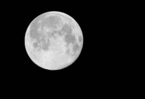 ΝASA : Πυρετώδεις προετοιμασίες για μεγάλη αποστολή στη σκοτεινή πλευρά της Σελήνης  