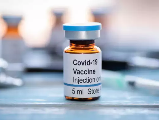 Ρωσία: Τον Νοέμβριο αρχίζει η παραγωγή εμβολίου για τον κορονοϊό υποστηρίζει κρατικό ερευνητικό κέντρο  