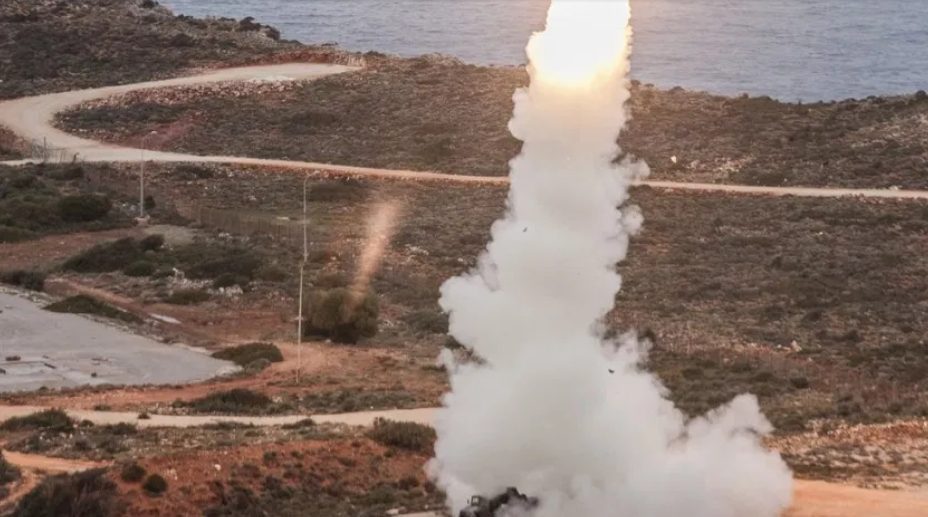 Βολή με αντιαεροπορικό πύραυλο S-300 προγραμματίζουν από την Κρήτη οι Ελληνικές Ένοπλες Δυνάμεις  