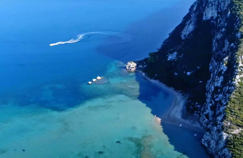 Παραλία “Ασπίδα του Βρασίδα”: Αυτή είναι η πιο ιστορική παραλία της Ελλάδας  