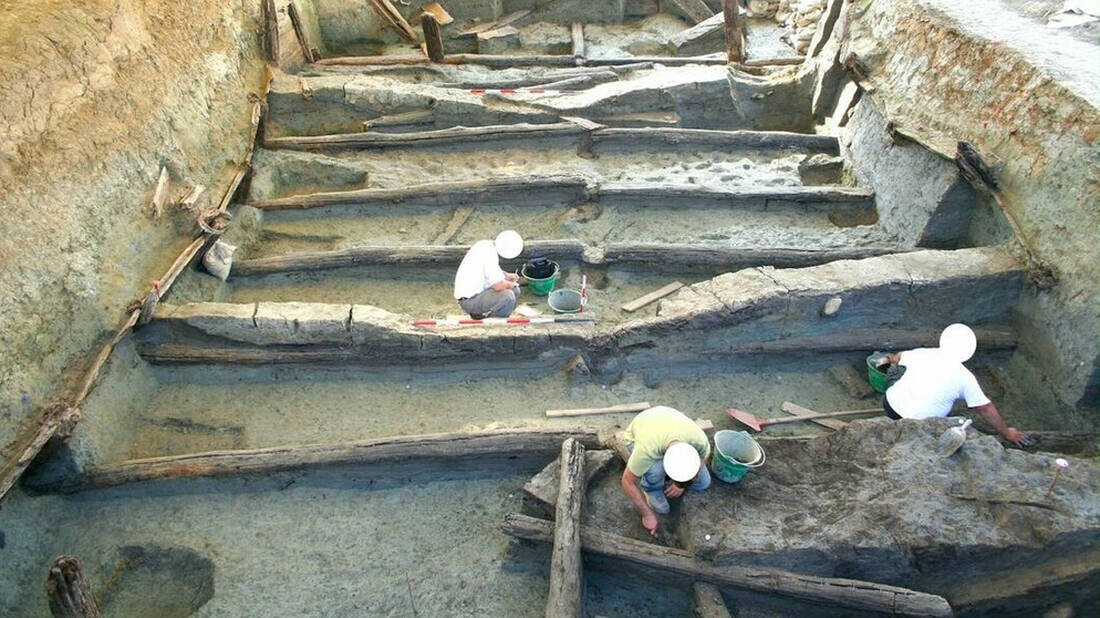 Ιταλία: Ανακάλυψαν αρχαία πισίνα φτιαγμένη από βελανιδιά 3.000 χρόνων  