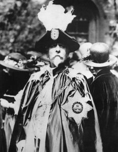 ΝΕΑ ΕΚΠΟΜΠΗ ΜΟΝΟ ΓΙΑ ΜΕΛΗ  Η ΑΝΕΙΠΩΤΗ ΙΣΤΟΡΙΑ ΤΗΣ ΑΝΘΡΩΠΟΤΗΤΑΣ Β ΜΕΡΟΣ ΕΠ.41 ΒΑΣΙΛΗΣ ΖΑΧΑΡΩΦ Ο ΑΡΧΟΝΤΑΣ ΤΟΥ ΣΚΟΤΟΥΣ  